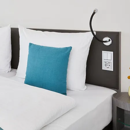 Aparthotel Living 3*