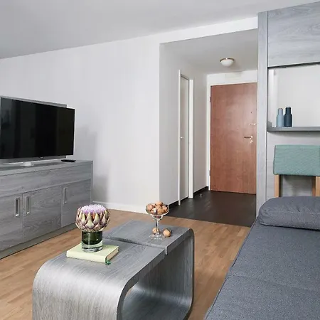 Living Aparthotel 3*