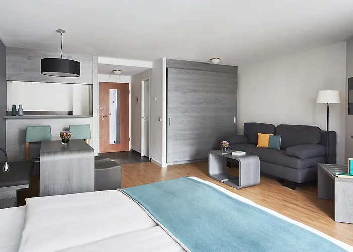 Lägenhetshotell Living 3*
