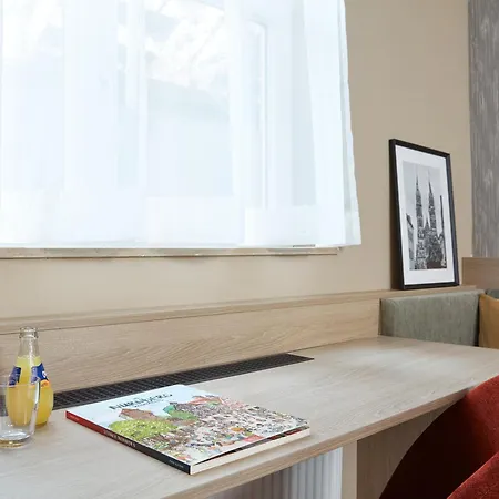 Lejlighedshotel Living 3*