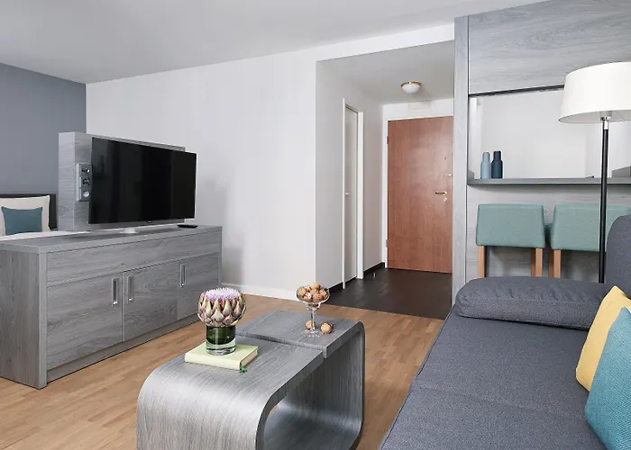 Living Aparthotel