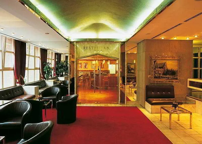 Living Aparthotel